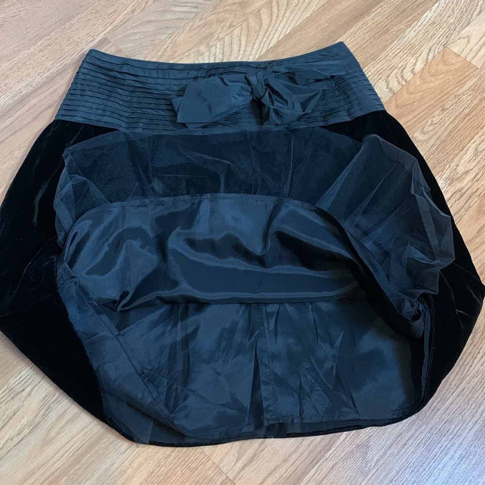 Etcetera, Luxurious Solid Black Velvet Whimsy Got… - image 7